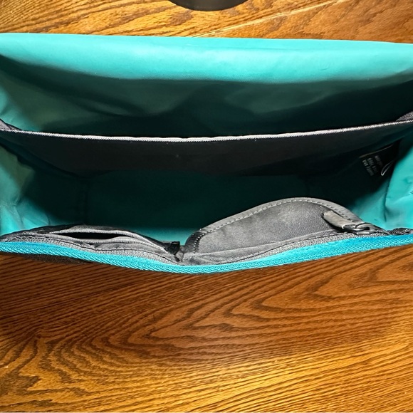 Timbuk2 XS shoulder bag - Picture 4 of 8